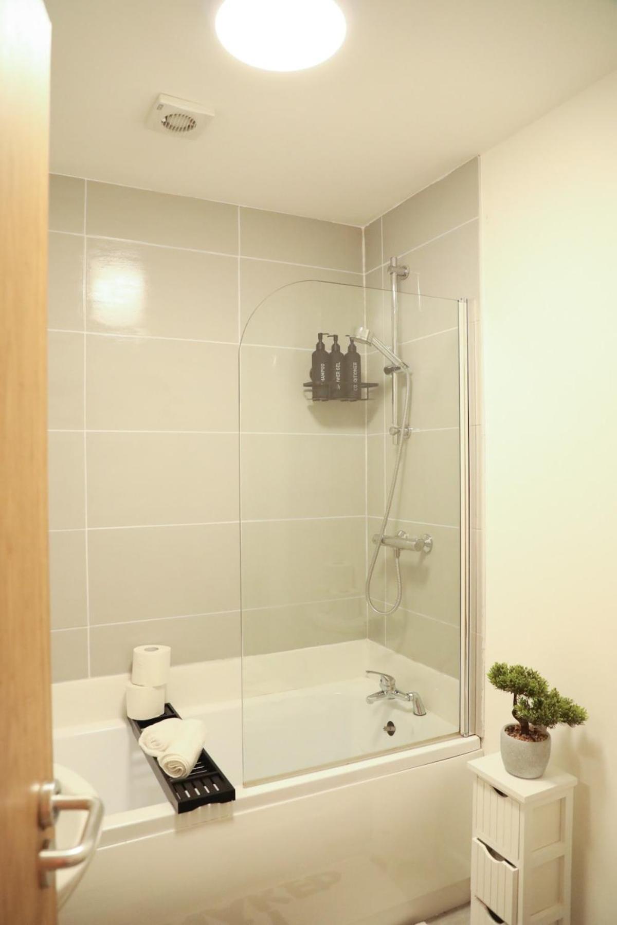 1 Bedroom Apartment Bradford City Centre Foster Square Exterior foto